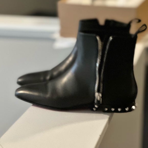 Christian Louboutin Roadirik Donna Leather Booties size 40 - Picture 2 of 9